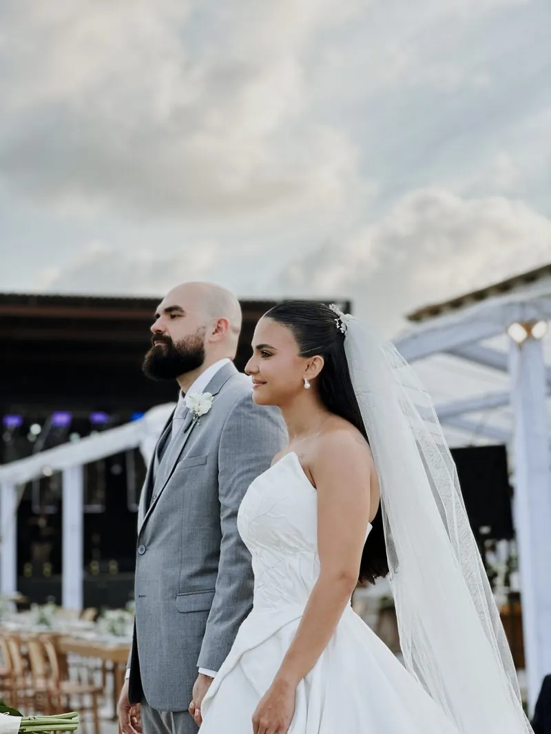 Casal na cerimônia